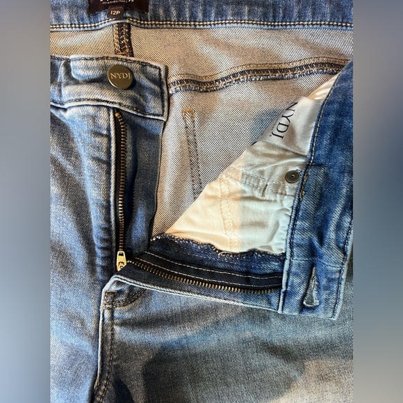 NYDJ | ladies Girlfriend Straight jeans. Size: 12P - Picture 9 of 13